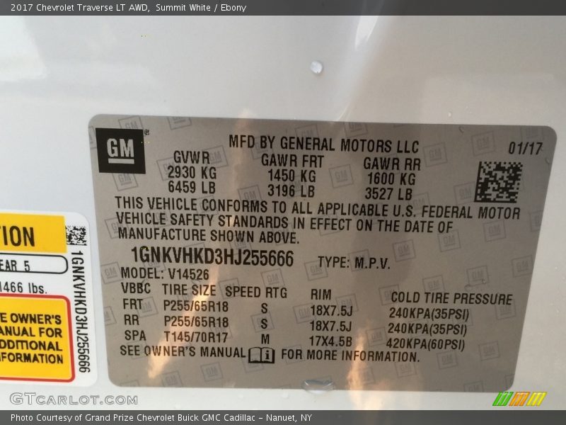 Summit White / Ebony 2017 Chevrolet Traverse LT AWD
