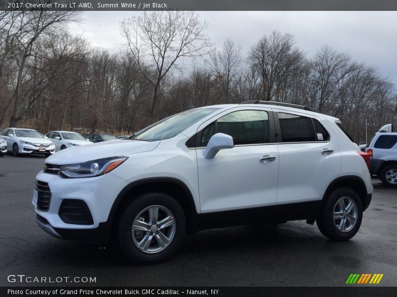 Summit White / Jet Black 2017 Chevrolet Trax LT AWD