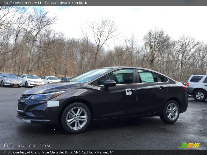 Tungsten Metallic / Jet Black 2017 Chevrolet Cruze LT