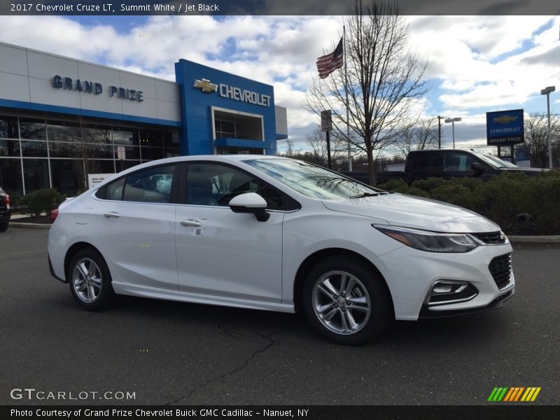 Summit White / Jet Black 2017 Chevrolet Cruze LT
