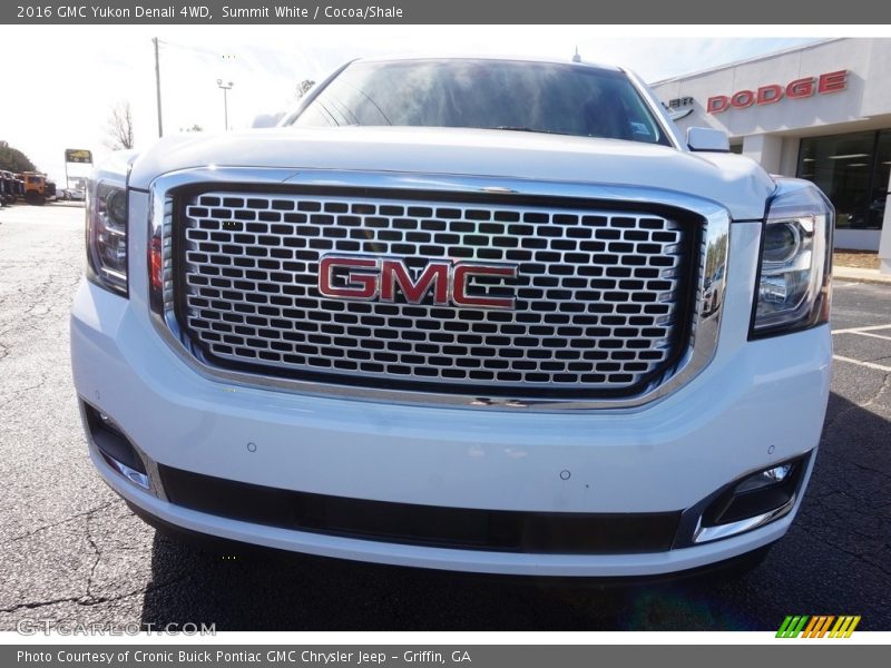 Summit White / Cocoa/Shale 2016 GMC Yukon Denali 4WD