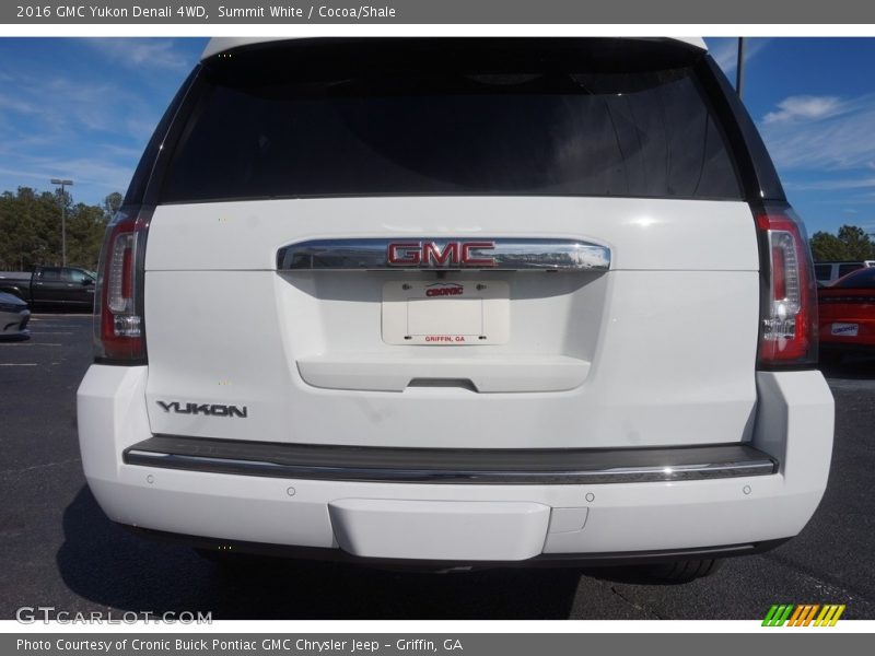 Summit White / Cocoa/Shale 2016 GMC Yukon Denali 4WD