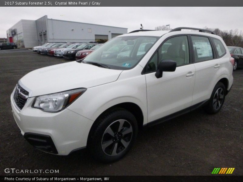 Crystal White Pearl / Gray 2017 Subaru Forester 2.5i