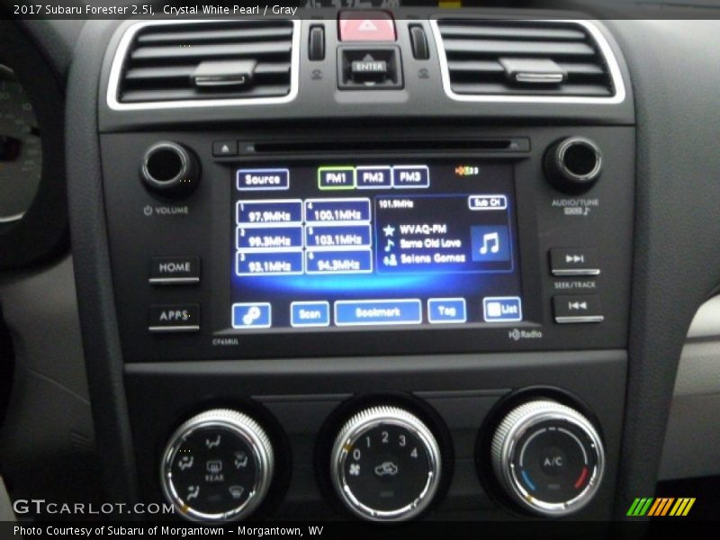 Crystal White Pearl / Gray 2017 Subaru Forester 2.5i