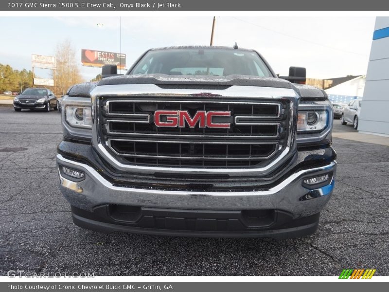 Onyx Black / Jet Black 2017 GMC Sierra 1500 SLE Crew Cab