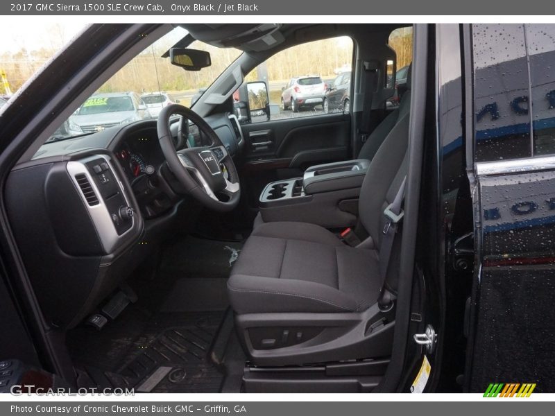 Onyx Black / Jet Black 2017 GMC Sierra 1500 SLE Crew Cab