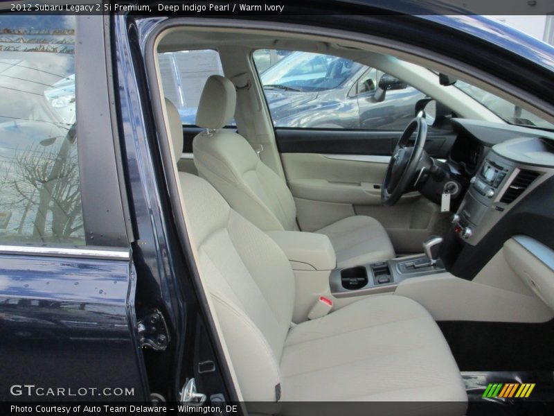 Deep Indigo Pearl / Warm Ivory 2012 Subaru Legacy 2.5i Premium
