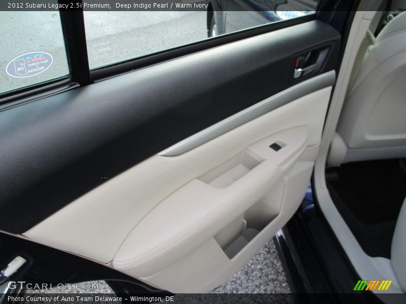 Deep Indigo Pearl / Warm Ivory 2012 Subaru Legacy 2.5i Premium