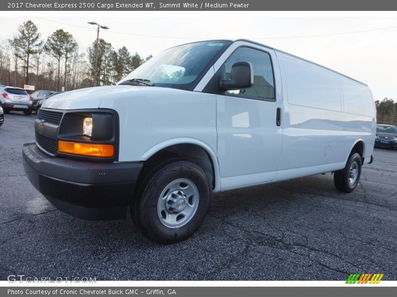Summit White / Medium Pewter 2017 Chevrolet Express 2500 Cargo Extended WT