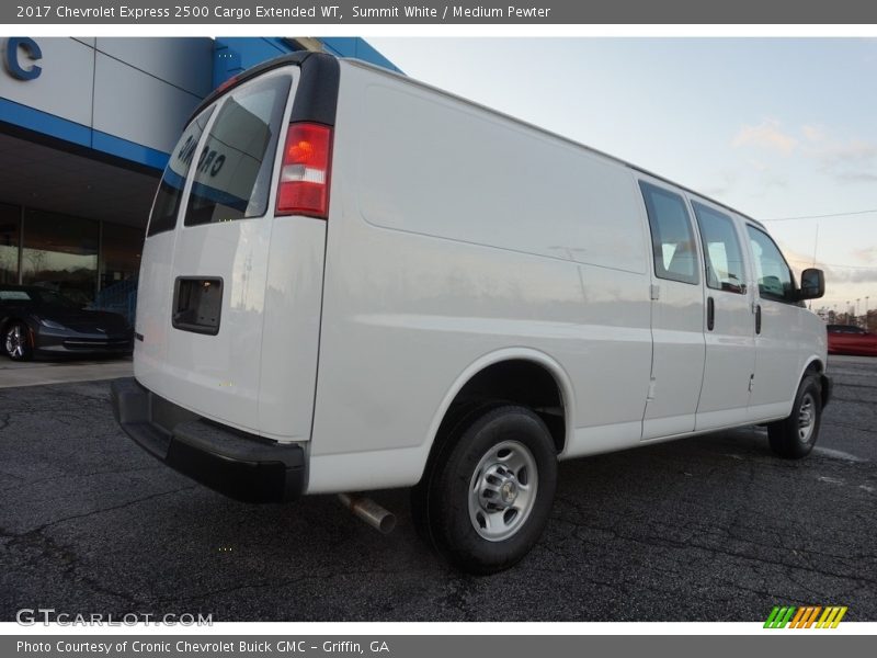 Summit White / Medium Pewter 2017 Chevrolet Express 2500 Cargo Extended WT
