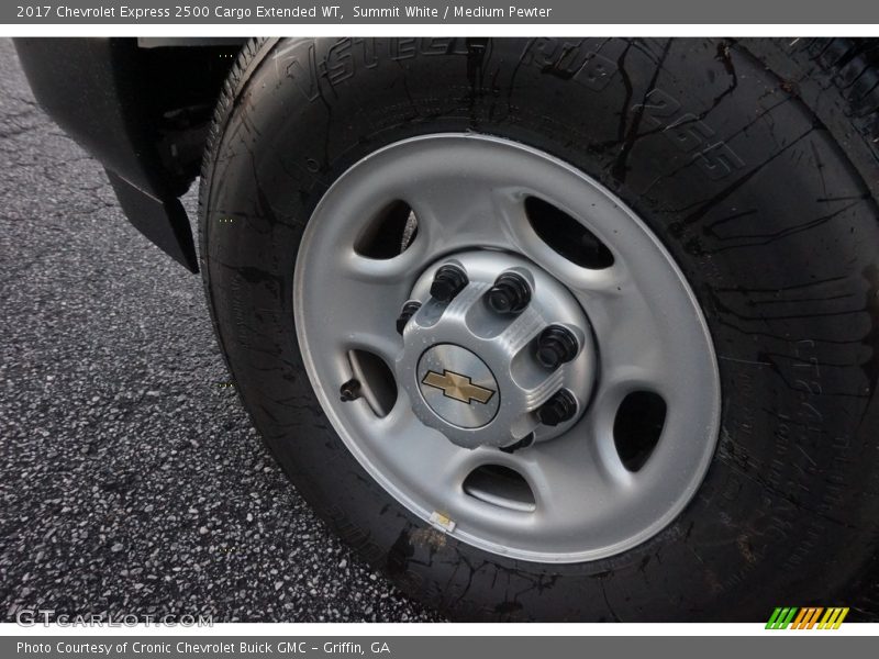 Summit White / Medium Pewter 2017 Chevrolet Express 2500 Cargo Extended WT