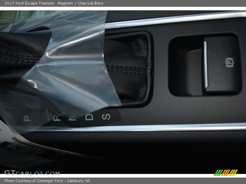 Magnetic / Charcoal Black 2017 Ford Escape Titanium