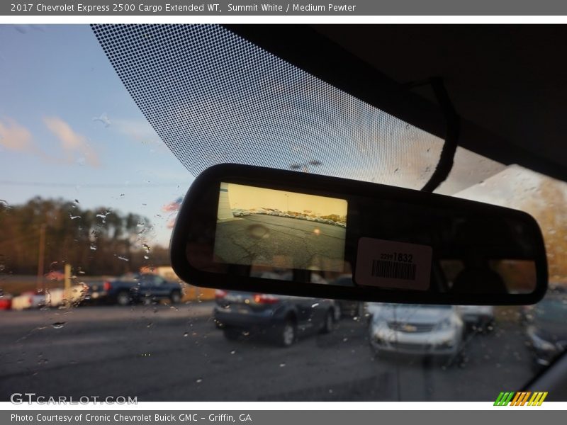 Summit White / Medium Pewter 2017 Chevrolet Express 2500 Cargo Extended WT