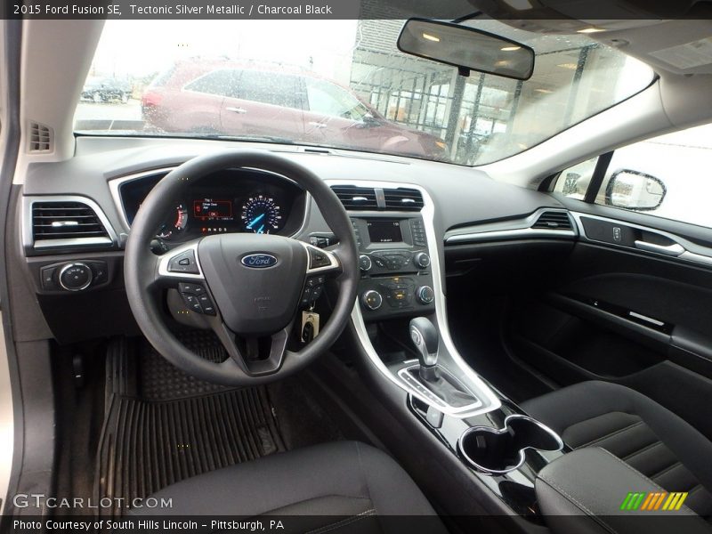 Tectonic Silver Metallic / Charcoal Black 2015 Ford Fusion SE