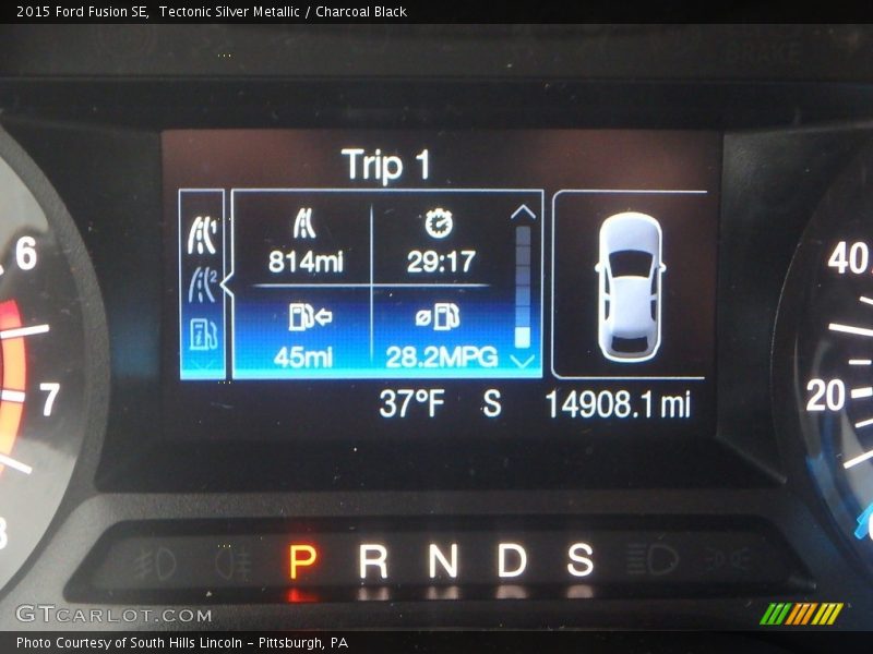 Tectonic Silver Metallic / Charcoal Black 2015 Ford Fusion SE