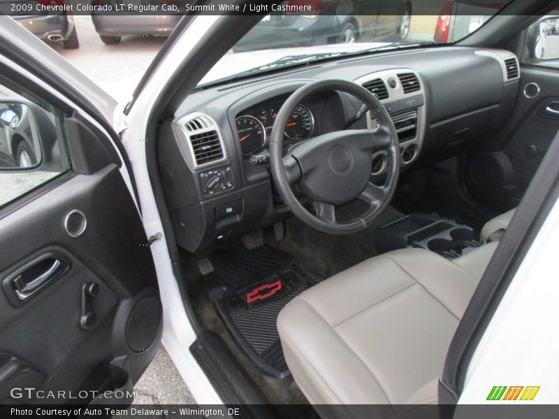 Summit White / Light Cashmere 2009 Chevrolet Colorado LT Regular Cab