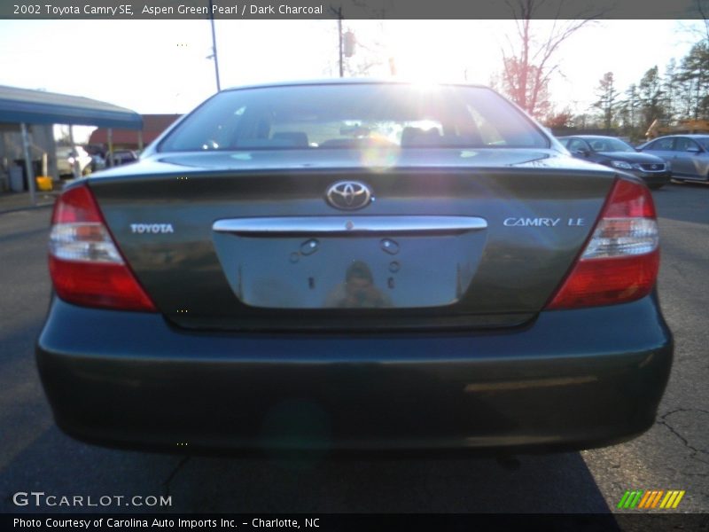 Aspen Green Pearl / Dark Charcoal 2002 Toyota Camry SE