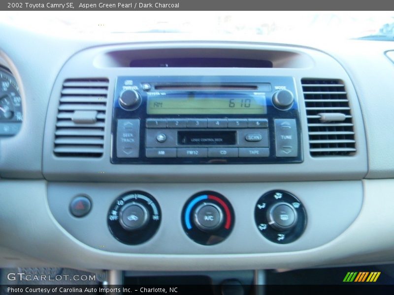 Aspen Green Pearl / Dark Charcoal 2002 Toyota Camry SE