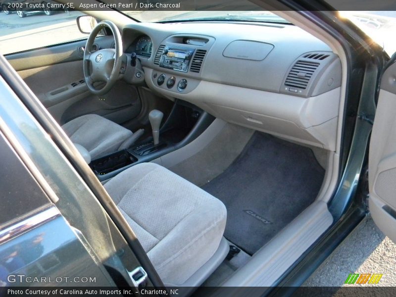 Aspen Green Pearl / Dark Charcoal 2002 Toyota Camry SE