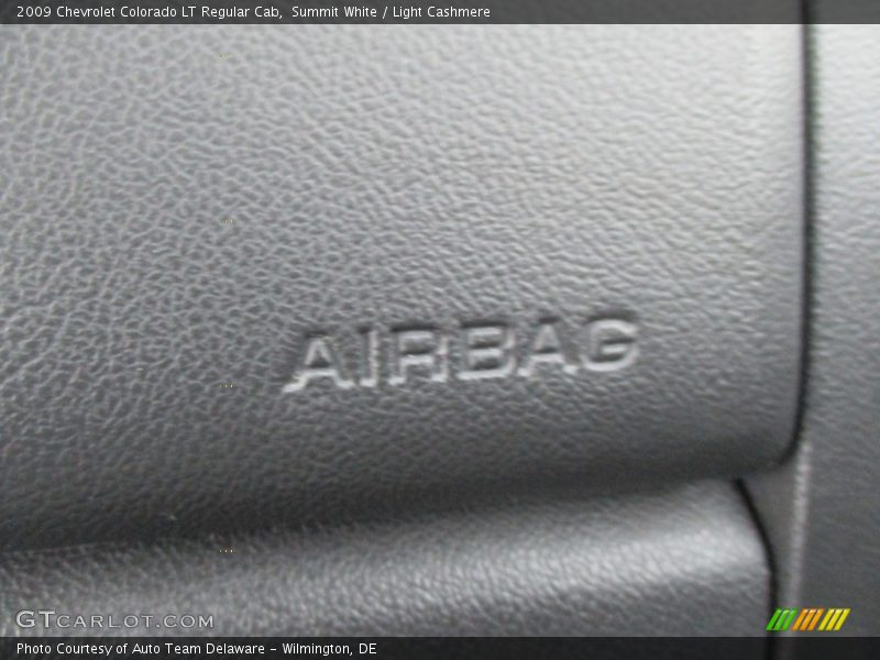 Summit White / Light Cashmere 2009 Chevrolet Colorado LT Regular Cab