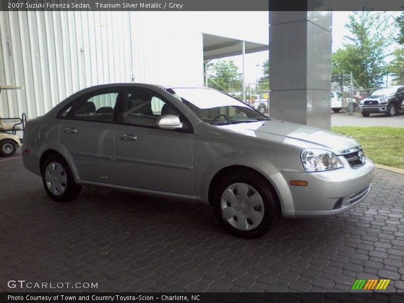 Titanium Silver Metallic / Grey 2007 Suzuki Forenza Sedan