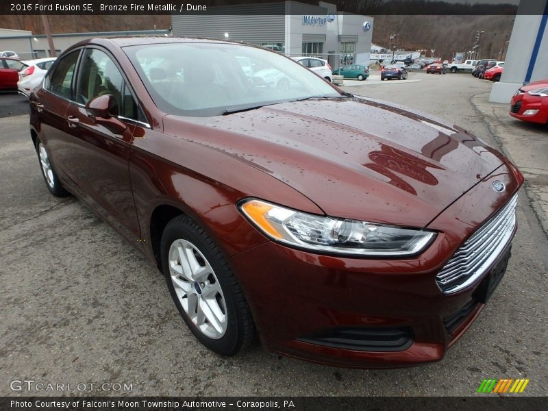 Bronze Fire Metallic / Dune 2016 Ford Fusion SE