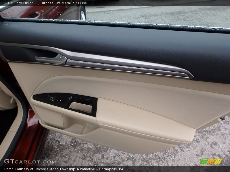 Bronze Fire Metallic / Dune 2016 Ford Fusion SE