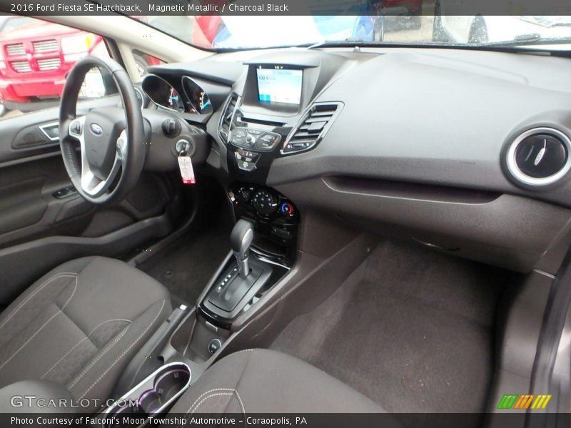 Magnetic Metallic / Charcoal Black 2016 Ford Fiesta SE Hatchback