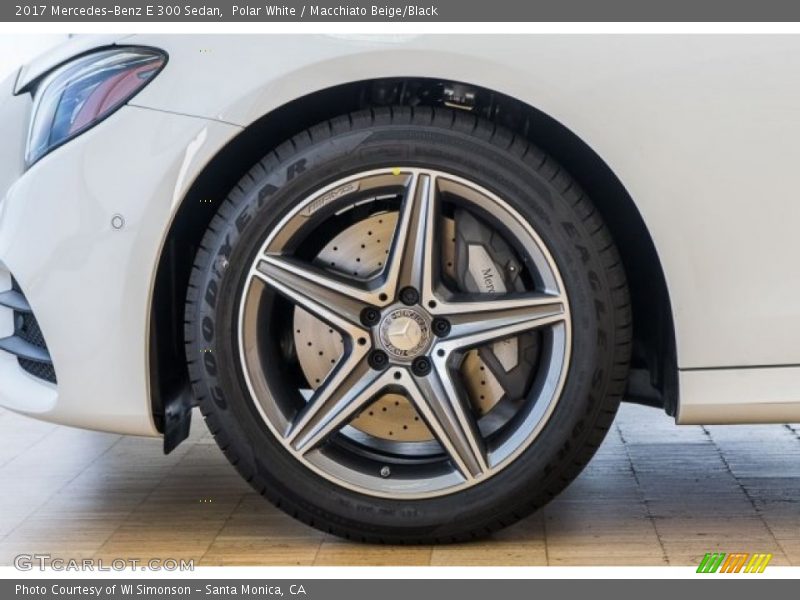 Polar White / Macchiato Beige/Black 2017 Mercedes-Benz E 300 Sedan