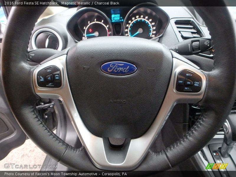 Magnetic Metallic / Charcoal Black 2016 Ford Fiesta SE Hatchback