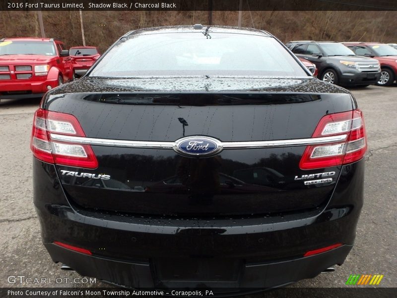 Shadow Black / Charcoal Black 2016 Ford Taurus Limited