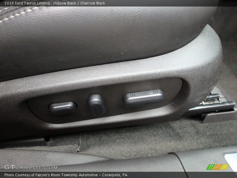 Shadow Black / Charcoal Black 2016 Ford Taurus Limited