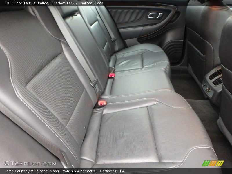 Shadow Black / Charcoal Black 2016 Ford Taurus Limited