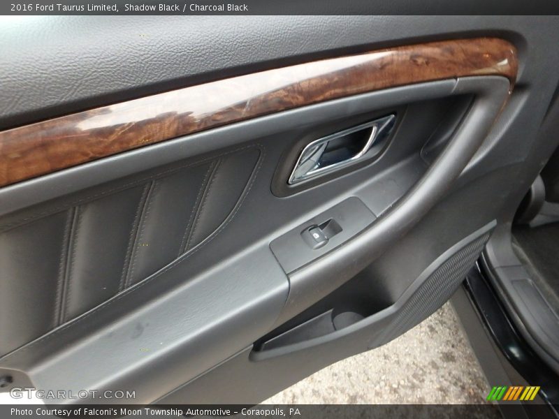 Shadow Black / Charcoal Black 2016 Ford Taurus Limited