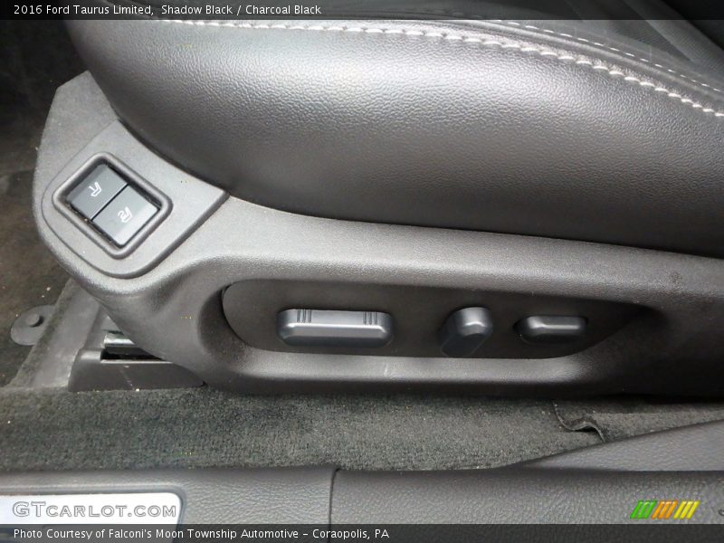 Shadow Black / Charcoal Black 2016 Ford Taurus Limited
