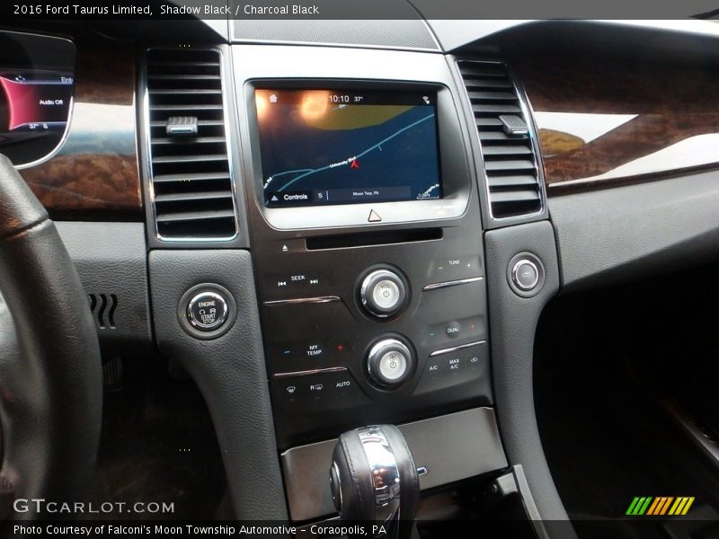 Shadow Black / Charcoal Black 2016 Ford Taurus Limited