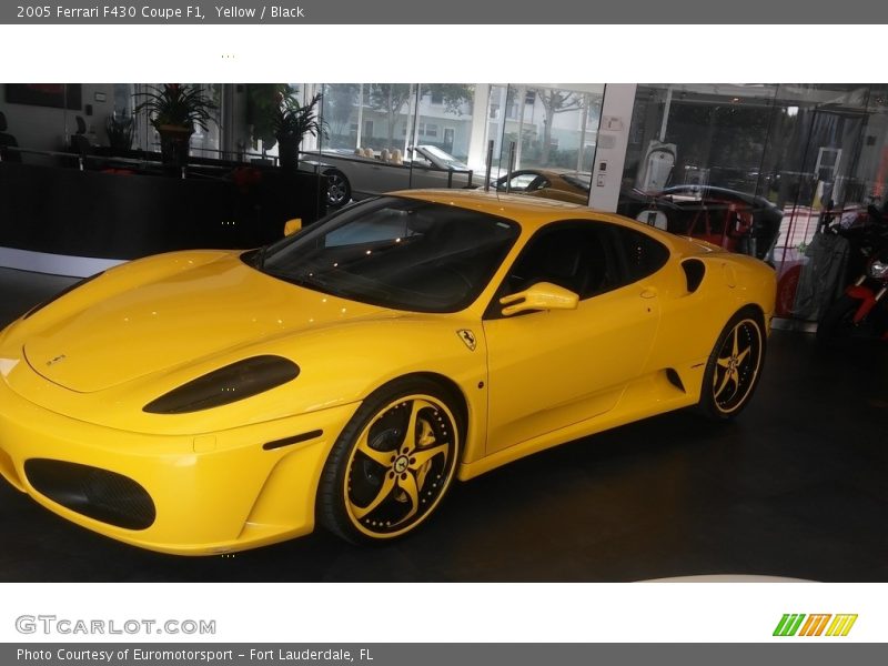 Yellow / Black 2005 Ferrari F430 Coupe F1