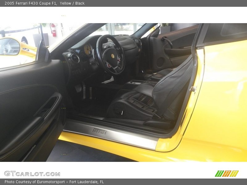 Yellow / Black 2005 Ferrari F430 Coupe F1