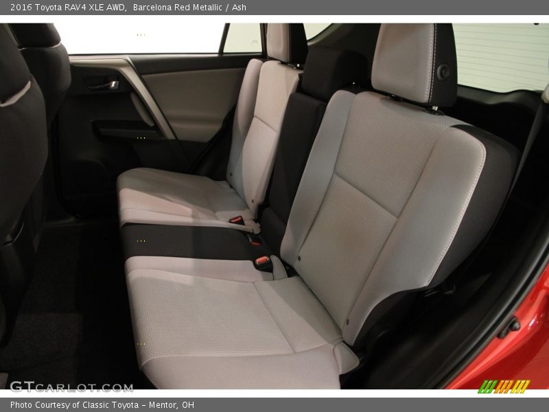 Barcelona Red Metallic / Ash 2016 Toyota RAV4 XLE AWD