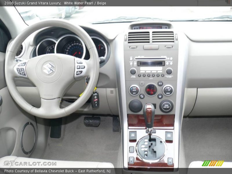 White Water Pearl / Beige 2008 Suzuki Grand Vitara Luxury