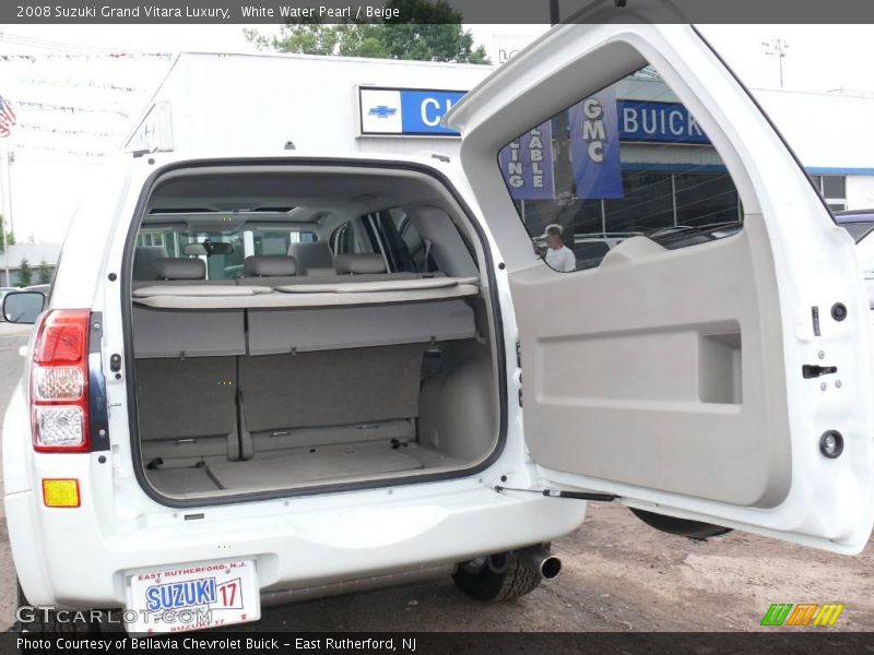White Water Pearl / Beige 2008 Suzuki Grand Vitara Luxury