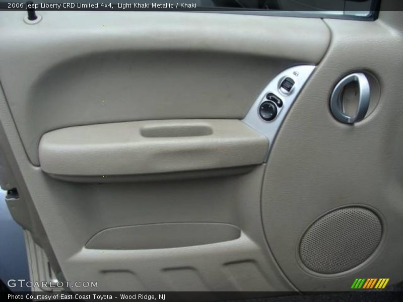 Light Khaki Metallic / Khaki 2006 Jeep Liberty CRD Limited 4x4