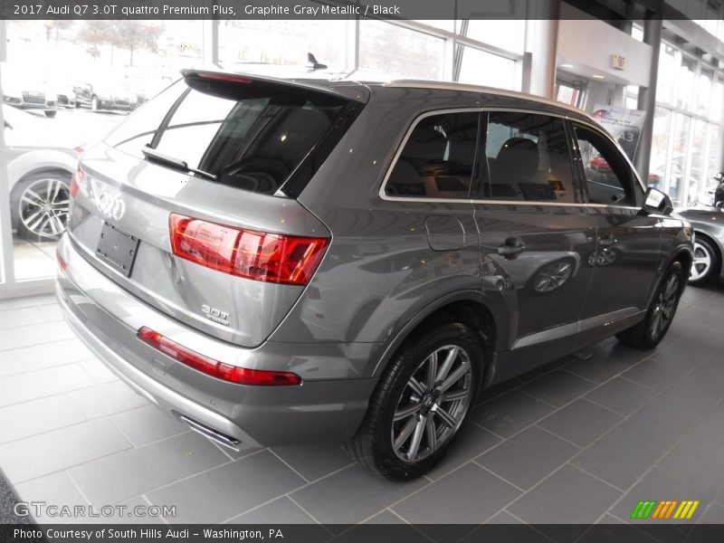 Graphite Gray Metallic / Black 2017 Audi Q7 3.0T quattro Premium Plus