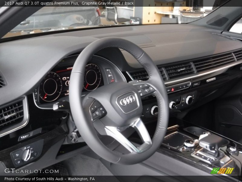 Graphite Gray Metallic / Black 2017 Audi Q7 3.0T quattro Premium Plus