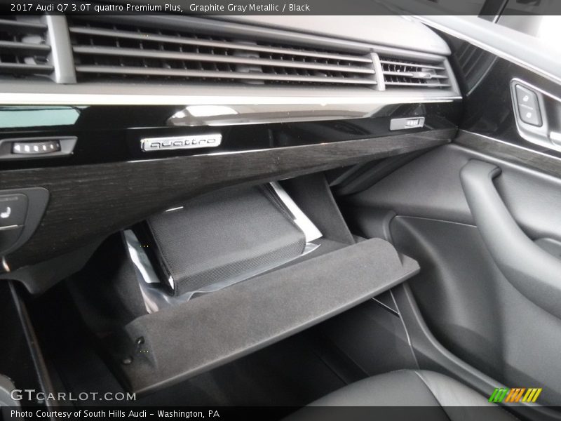 Graphite Gray Metallic / Black 2017 Audi Q7 3.0T quattro Premium Plus