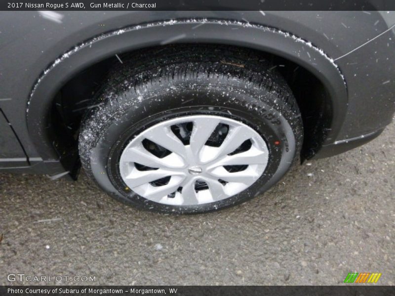 Gun Metallic / Charcoal 2017 Nissan Rogue S AWD