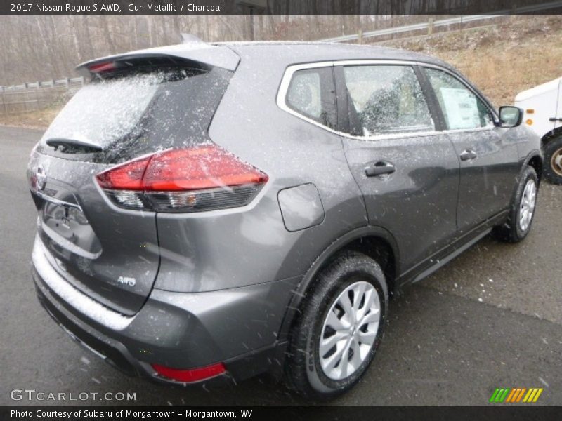 Gun Metallic / Charcoal 2017 Nissan Rogue S AWD
