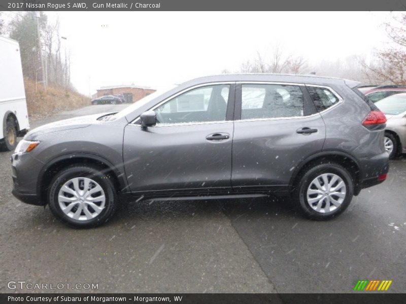 Gun Metallic / Charcoal 2017 Nissan Rogue S AWD