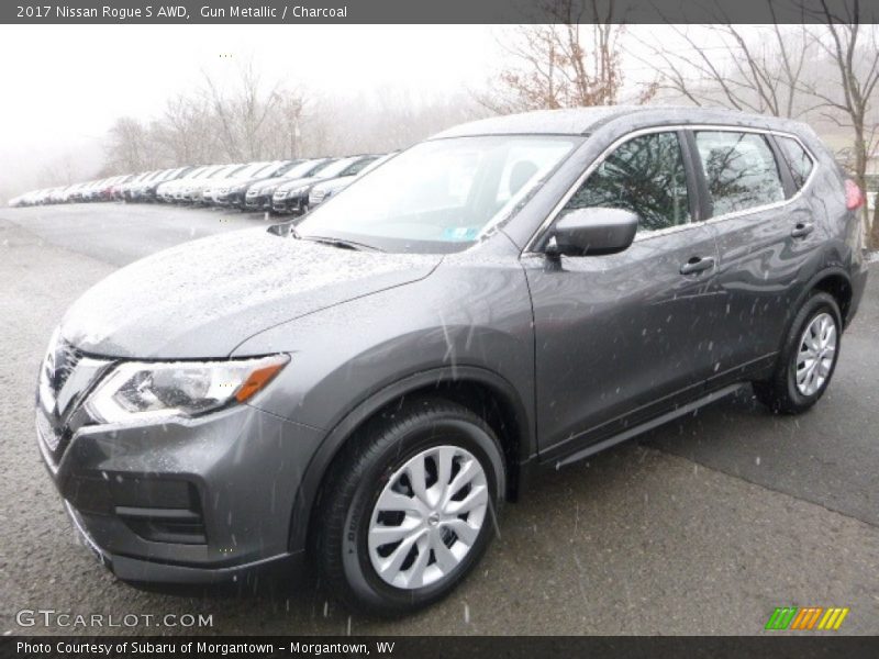 Gun Metallic / Charcoal 2017 Nissan Rogue S AWD