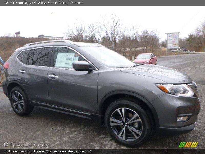 Front 3/4 View of 2017 Rogue SL AWD